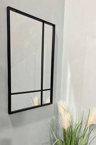 מראה מלבנית מחולקת לקיר במסגרת מתכת – תמונה 3